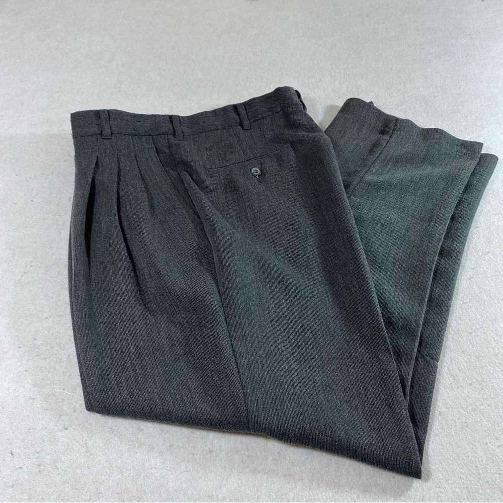 Untied Pleated Charcoal Dress Pants 34 Waist Men Slacks Straight Leg Poc…